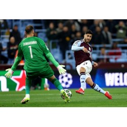 Aston Villa ilmentää jalkapallon lannistumatonta henkeä